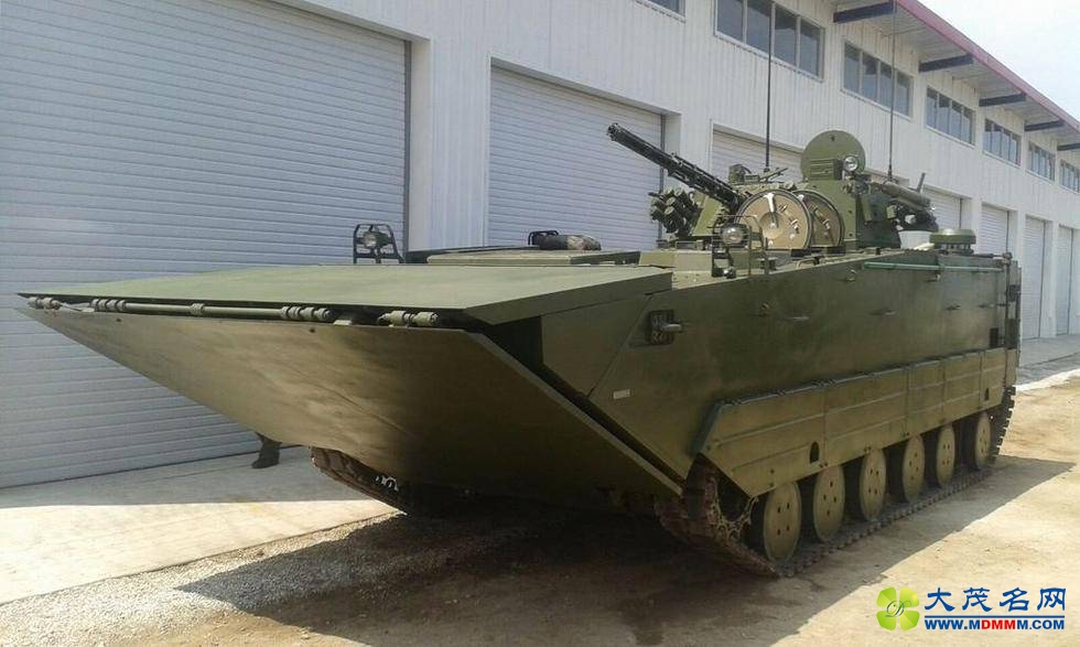 委内瑞拉高调展示中国两栖坦克 感谢中国不离