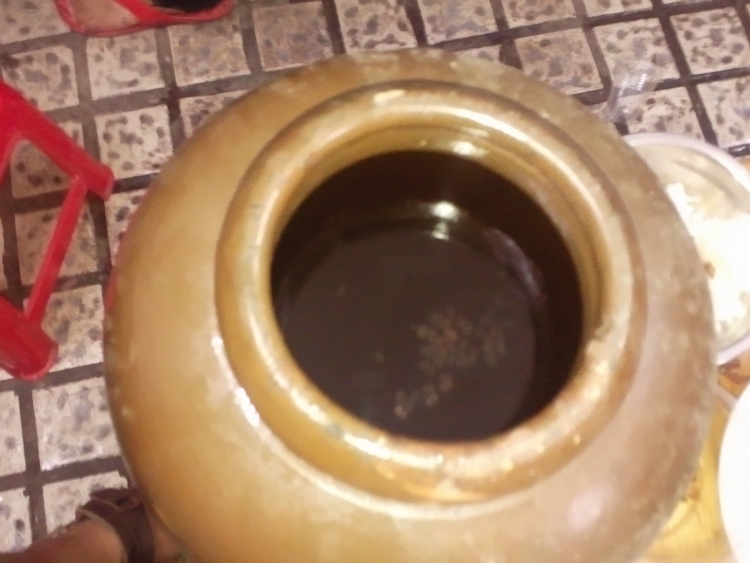 Ƭ049.jpg