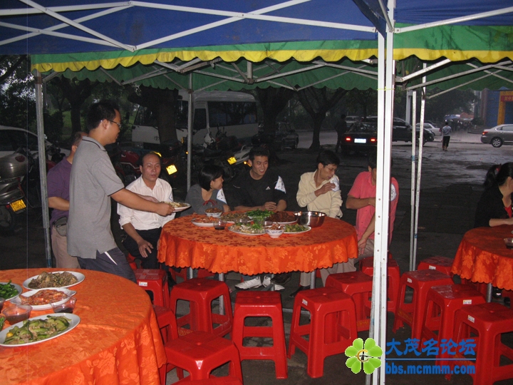 Ƭ 090.jpg