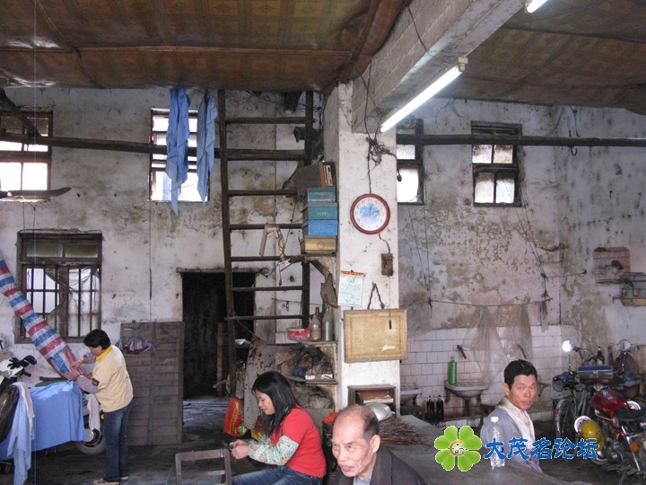 Ƭ 189.jpg