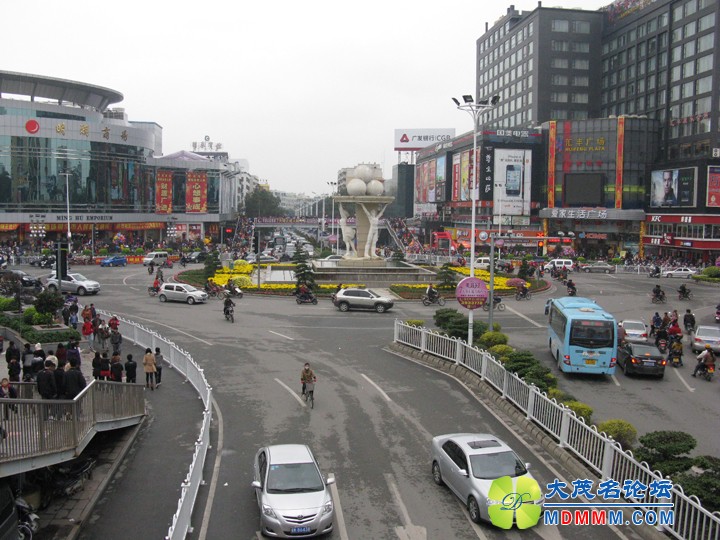 Ƭ 050.jpg