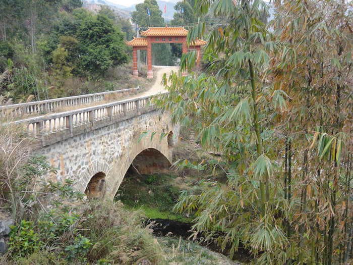 DSC04834_.jpg