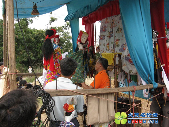 Ƭ 051.jpg