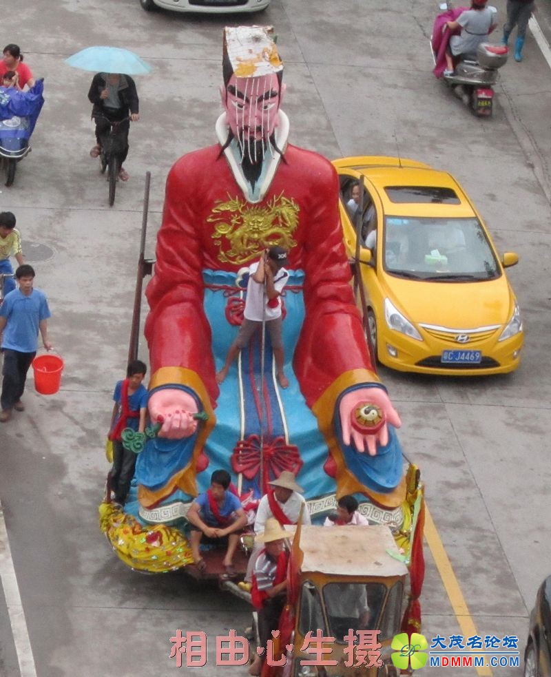 Ƭ 037.jpg