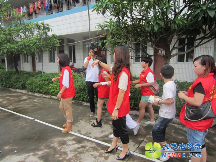 Ƭ 041.jpg