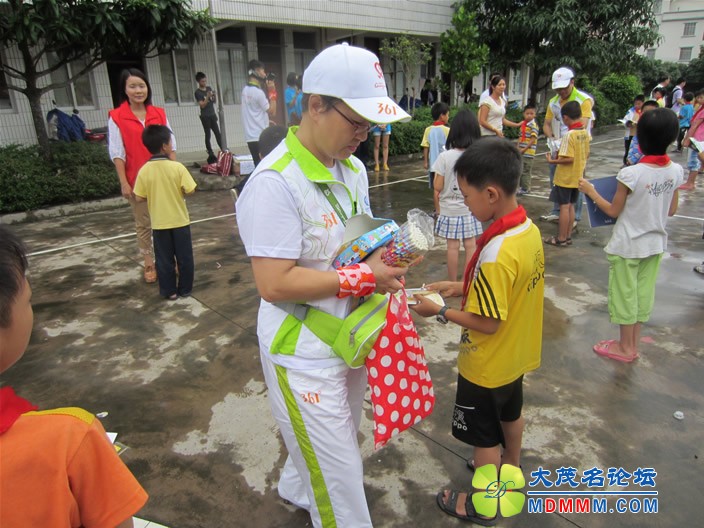 Ƭ 046.jpg