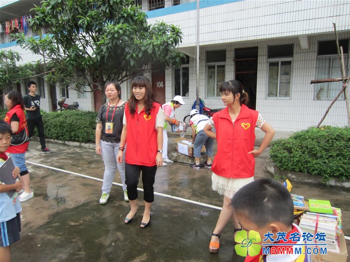 Ƭ 053.jpg