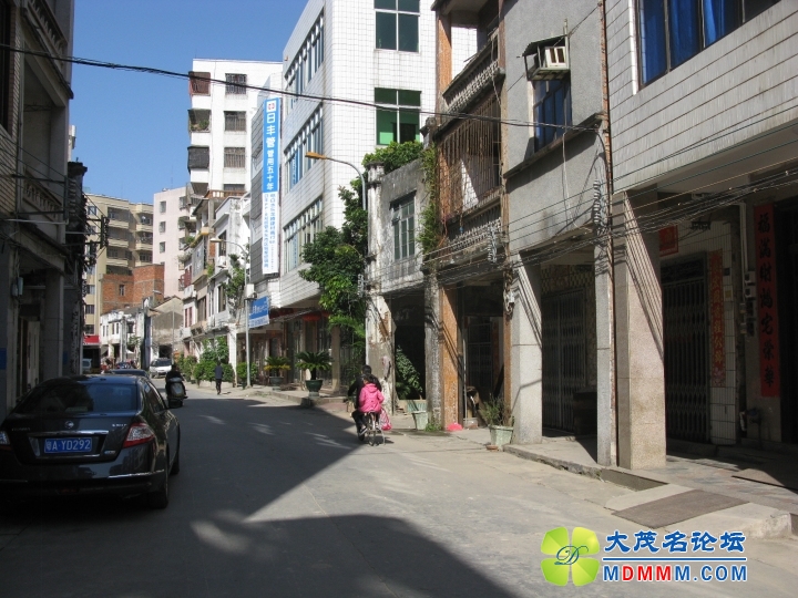 Ƭ 095.jpg