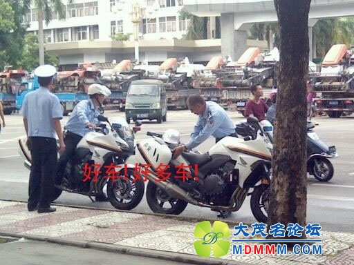 102818r6kvvw06v52wwzq71.jpg