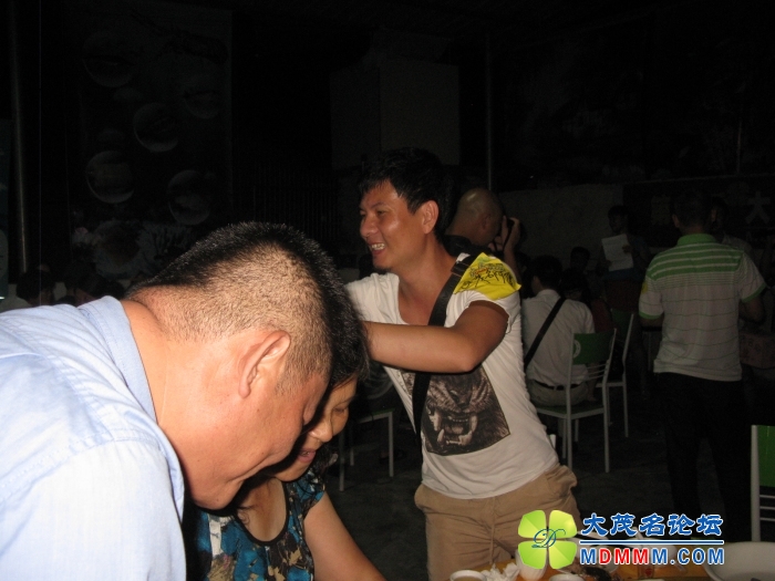 Ƭ 058.jpg
