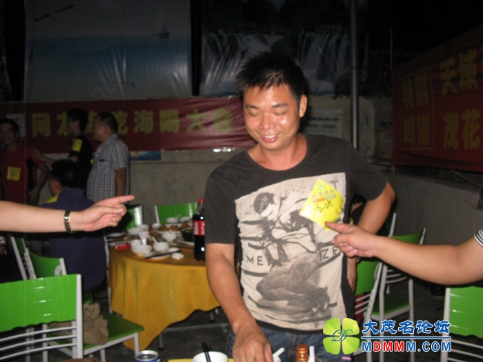 Ƭ 064.jpg