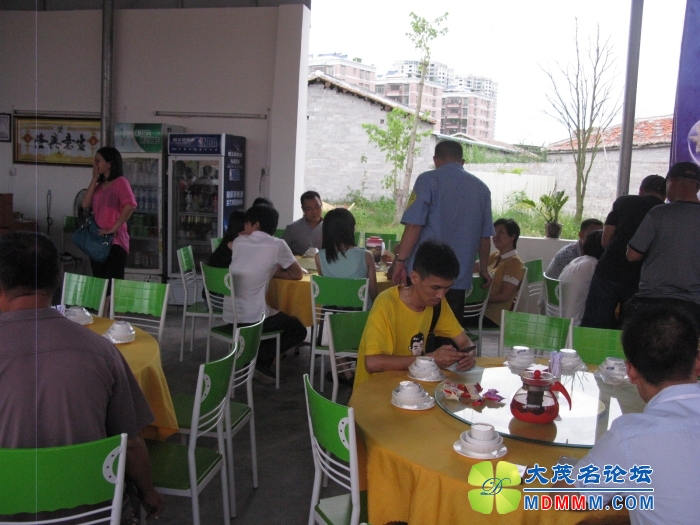 Ƭ 010.jpg