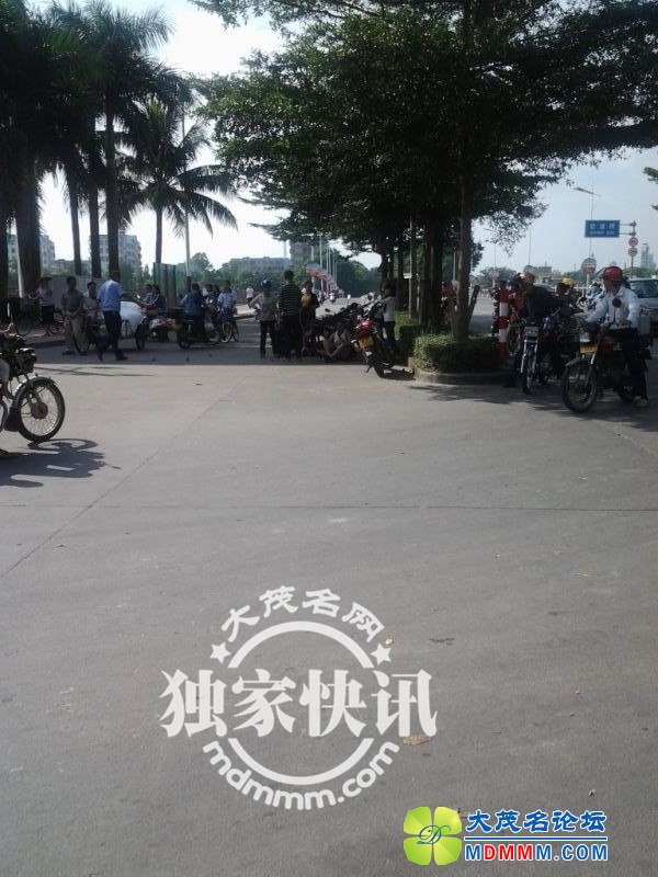 145809huz4tfl5tos00zsg.jpg