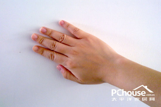 563672_03.jpg