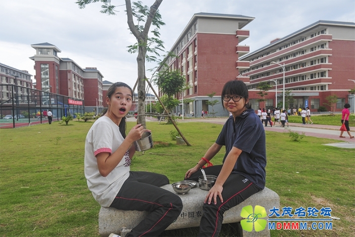 180611uhbbf8fiaysblbp3.jpg