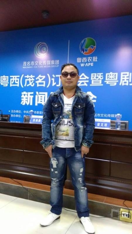 100031jsqry1kla55ssyar.jpg