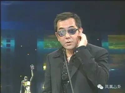 四岁被遗弃，演尽变态色情狂，他靠三级片拿了影帝