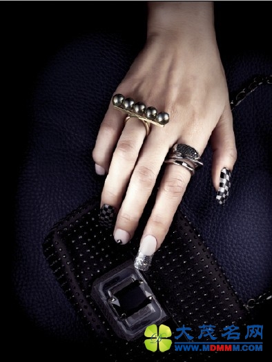 Fall into Temptation Ȼβƽָһ