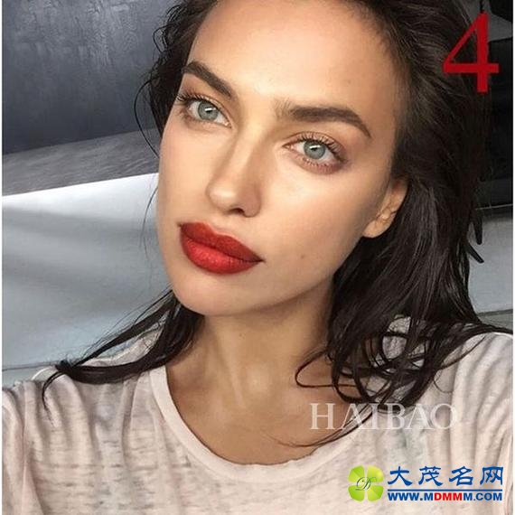 伊莉娜·莎伊克 (Irina Shayk)
