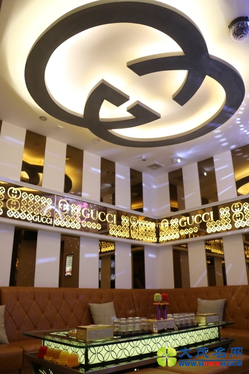 092557qyz0yx23966xwwx0.jpg