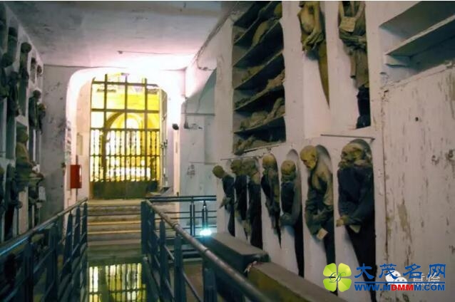 全球最恐怖的教堂：巴勒莫人骨修道院