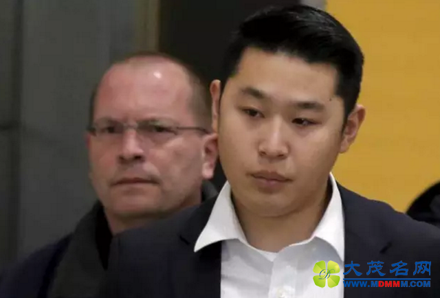 华人抗议为何无用？美国刑事律师评华裔警察误杀黑人案