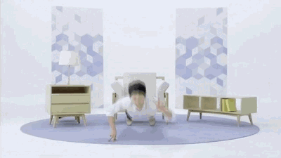 《太阳的后裔》宋仲基日常：洗澡、刮胡、抽烟、撩妹