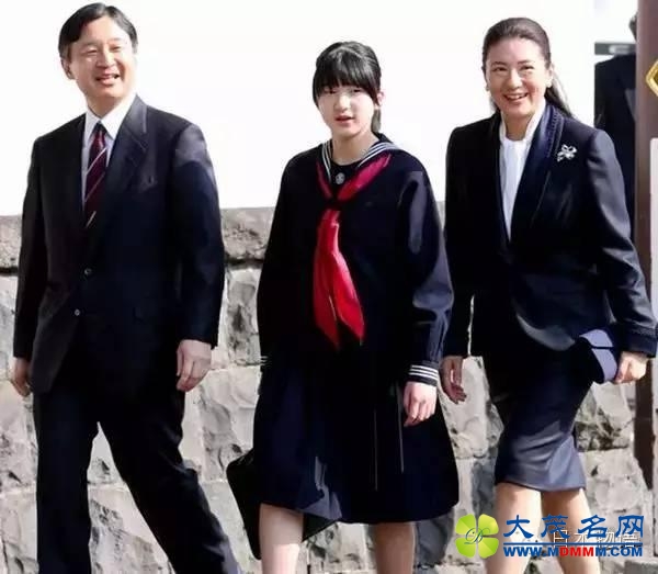 揭秘日本天皇的生活：并不穷奢极欲