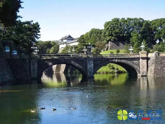 揭秘日本天皇的生活：并不穷奢极欲