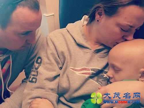 美国患癌小男孩不幸病逝 生前希望在中国出名