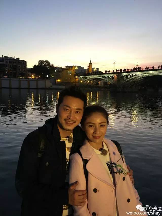 可乐夫妇圈粉，逗比沙溢这样“爱”胡可立马沦陷了……