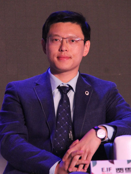 “E.IF能源互联网创新大会”于2016年4月2日-3日在北京举行。上图为深圳市聚电网络科技有限公司CEO贾雪峰。(图片来源：新浪财经)