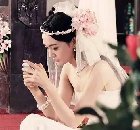 歌厅撩妹，采访被黑…爽爸，体会到娱乐圈不好混了吧