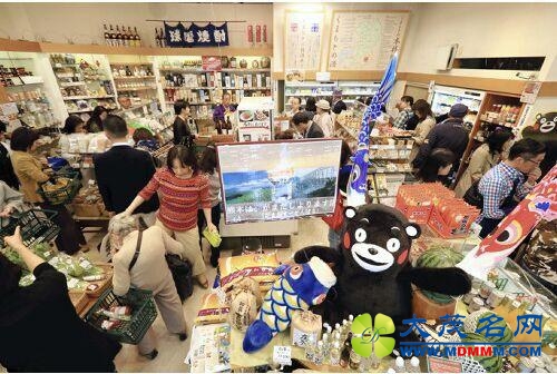 日本市民购物支援灾区 熊本店盛况空前