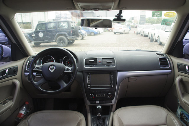 Yeti 2014 1.4TSI MTذ