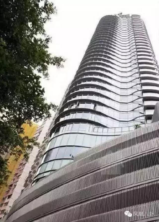 娱乐大亨128亿扶正最强小三才4个月，小四就开撕