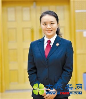 深圳女法官：“民告官”谁能赢 法律说了算
