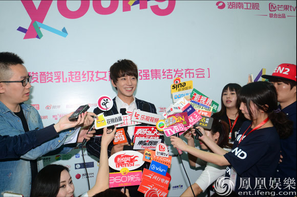 2016《超级女声》百强集结 黄致列担任守护大使