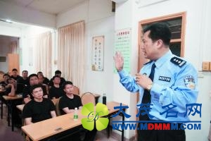 广州谈判专家：凭一张嘴刀下救人