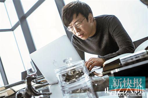 黄渤这次不演小人物了 儒雅大师造型首曝光