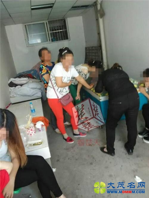 武汉幼儿园六一汇演围墙倒塌 致幼儿1死2伤(图)