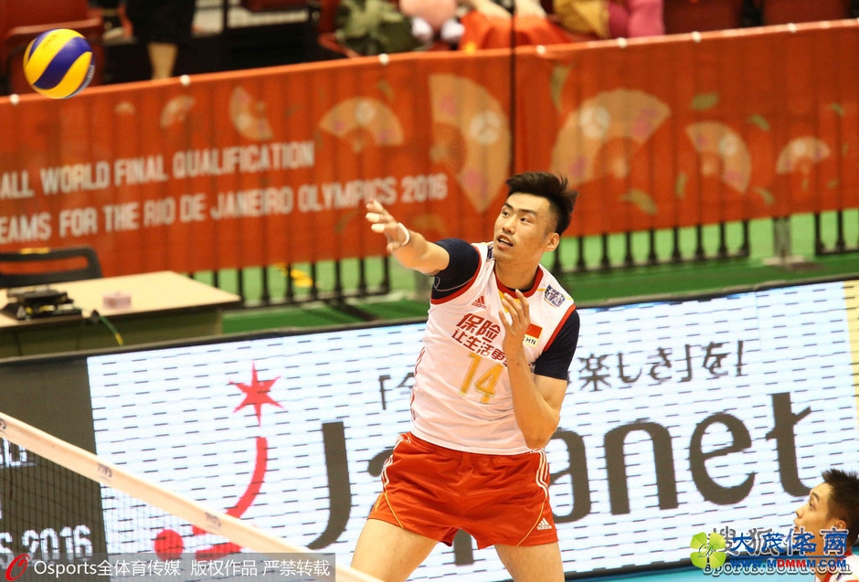 奥预赛波兰3-0日本领跑 中国男排逆袭伊朗升第3
