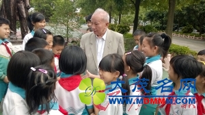 梁启超幼子梁思礼逝世