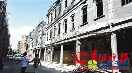 老建筑修缮抹水泥 网友质疑“太粗暴”