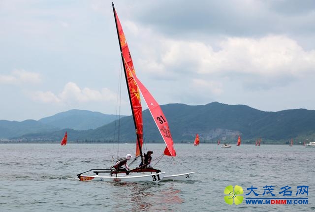 ڱ߷Hobie16緫Բ