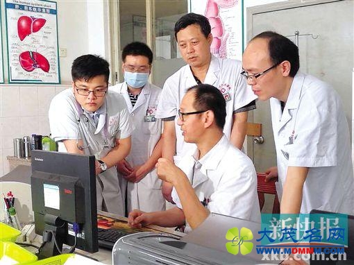 广州医生赴清远帮带8年 当地有患者看到他才挂号