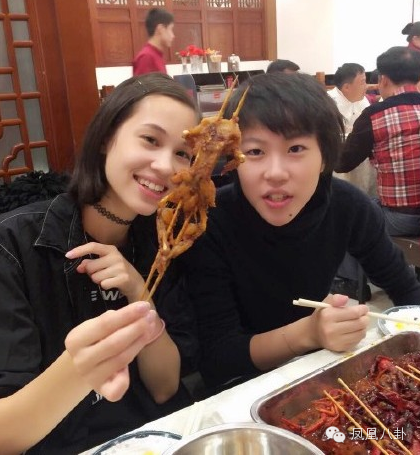 公然辱华，私生活混乱…深扒窦靖童baby好闺蜜