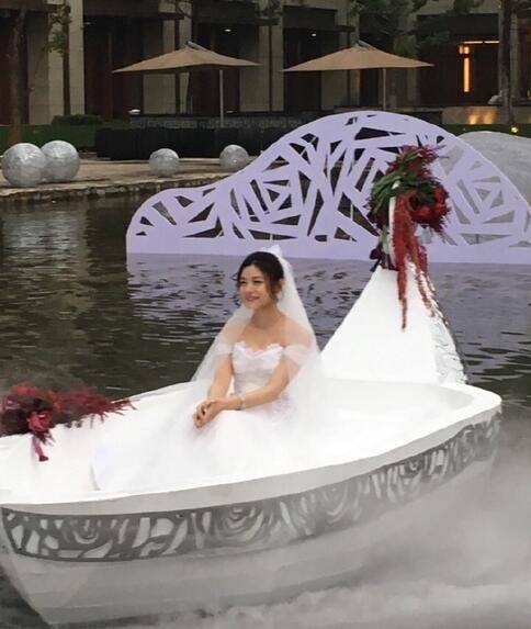 陈晓婚礼上甜蜜告白陈妍希：我会爱你一生一世