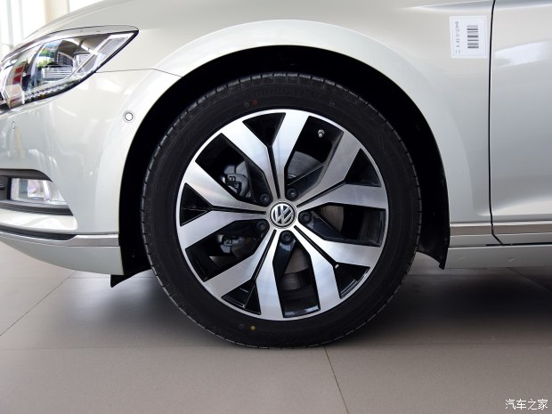 һ-  2017 380TSI DSG 콢