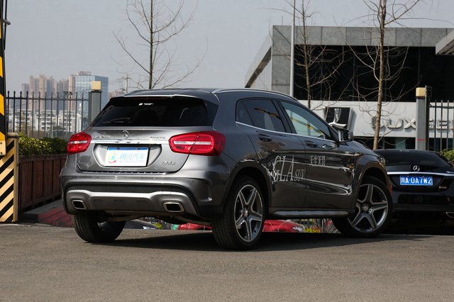 GLA 2016 GLA 260 4MATIC ˶